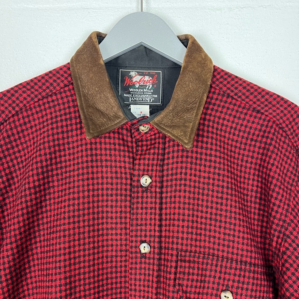 Vintage Woolrich Lands End wool shirt Medium red black check‎ suede collar